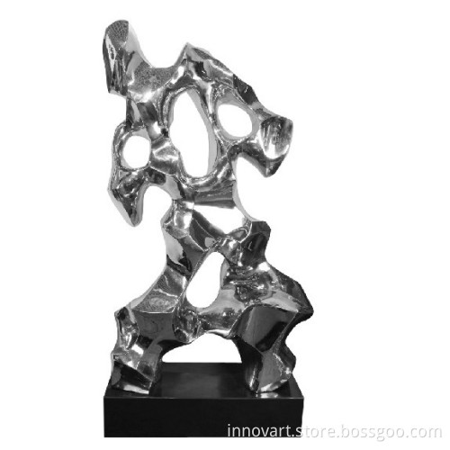 Mirror Polished Stainless Steel Sculpture